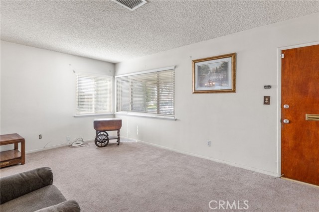 Detail Gallery Image 7 of 38 For 3929 Modesto Dr, San Bernardino,  CA 92404 - 3 Beds | 1 Baths