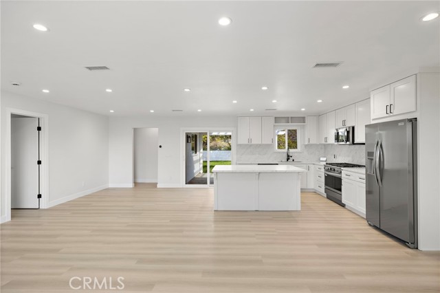 Detail Gallery Image 6 of 29 For 2960 Alta Laguna, Laguna Beach,  CA 92651 - 3 Beds | 2 Baths