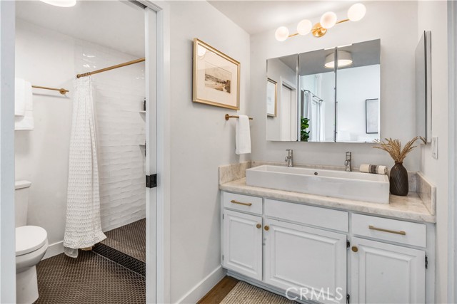 Detail Gallery Image 9 of 15 For 13232 Fiji Way #G,  Marina Del Rey,  CA 90292 - 3 Beds | 2/1 Baths
