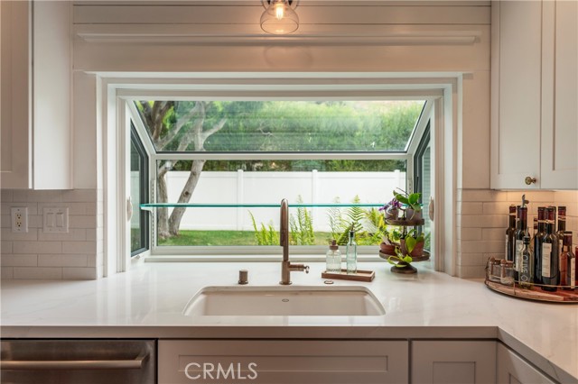 Detail Gallery Image 7 of 25 For 2116 via Teca #31,  San Clemente,  CA 92673 - 3 Beds | 3 Baths