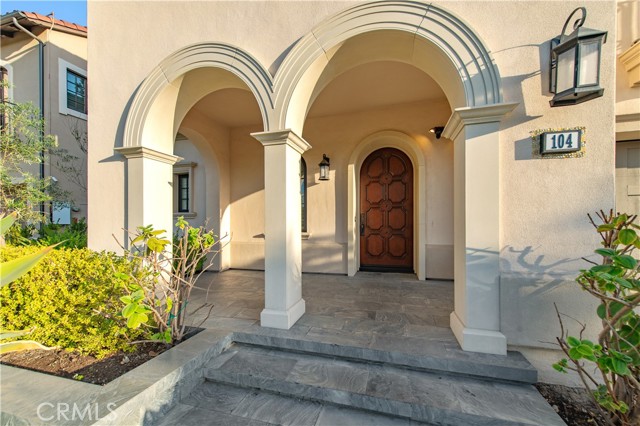 Detail Gallery Image 4 of 58 For 104 Quiet Place, Irvine,  CA 92602 - 4 Beds | 4/1 Baths