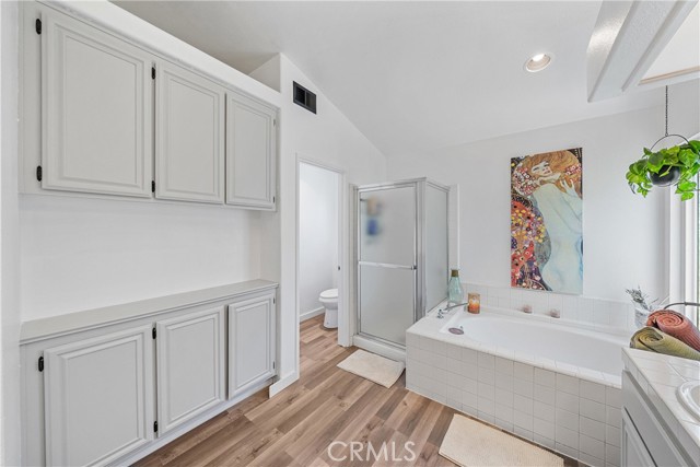 2981 Pembroke Circle, Corona CA: https://media.crmls.org/medias/048034f4-0070-4f84-9f67-50c396ab82fa.jpg