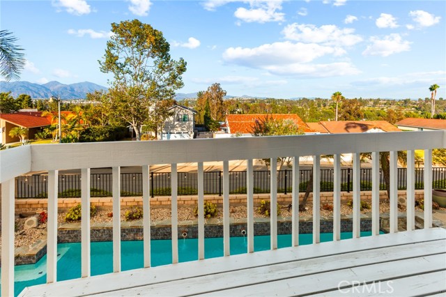 23382 Via Chiripa, Mission Viejo CA: https://media.crmls.org/medias/04805c97-2a90-45b0-aaa6-415e4dc47b9e.jpg