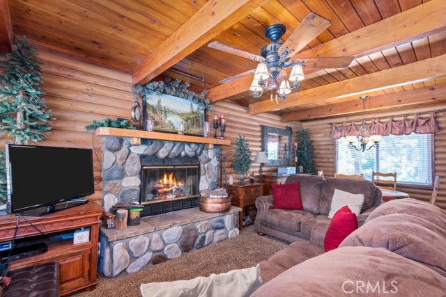 Detail Gallery Image 7 of 28 For 913 Nana Ave, Big Bear City,  CA 92314 - 3 Beds | 2 Baths