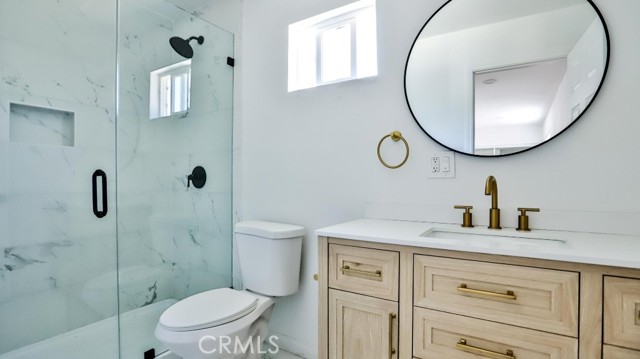 1113 S Golden West Avenue, Santa Ana CA: https://media.crmls.org/medias/04827d57-bdb2-4c01-9a1a-3c56d3ff08fd.jpg