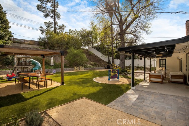 Detail Gallery Image 17 of 20 For 23936 Nomar, Woodland Hills,  CA 91367 - 3 Beds | 2 Baths
