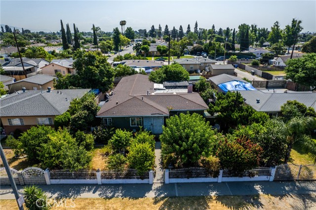 Detail Gallery Image 1 of 34 For 1090 Indian Hill Bld, Pomona,  CA 91767 - 3 Beds | 2 Baths