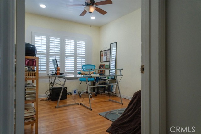 Detail Gallery Image 11 of 43 For 3815 Welland Ave, Los Angeles,  CA 90008 - 3 Beds | 3 Baths