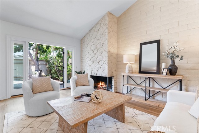 Detail Gallery Image 9 of 37 For 3000 Persimmon Pl, Fullerton,  CA 92835 - 3 Beds | 2 Baths