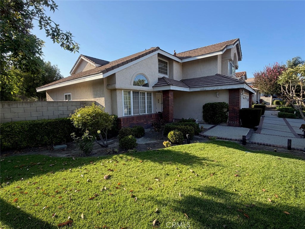 807 Cottonwood