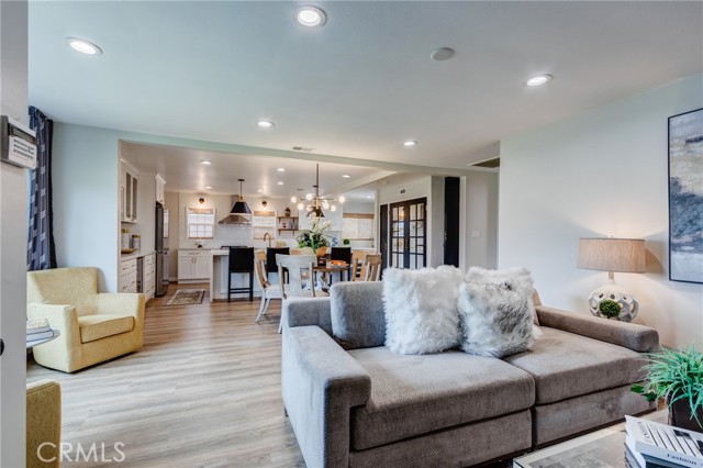 2270 W 231st Street, Torrance CA: https://media.crmls.org/medias/0483e569-5d50-4611-a8c5-8a81b46a4297.jpg