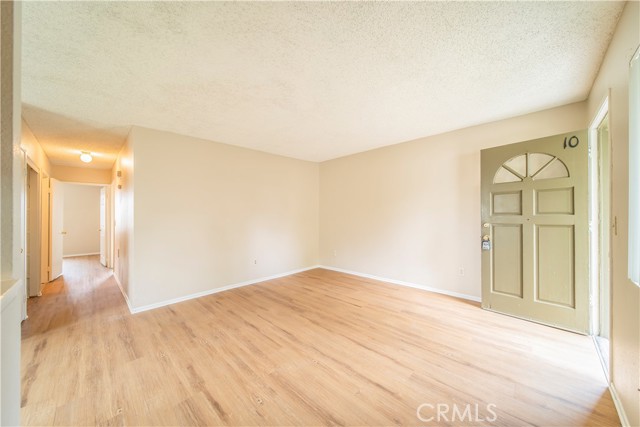 Detail Gallery Image 4 of 5 For 1200 S San Antonio #20,  Ontario,  CA 91762 - 2 Beds | 2 Baths