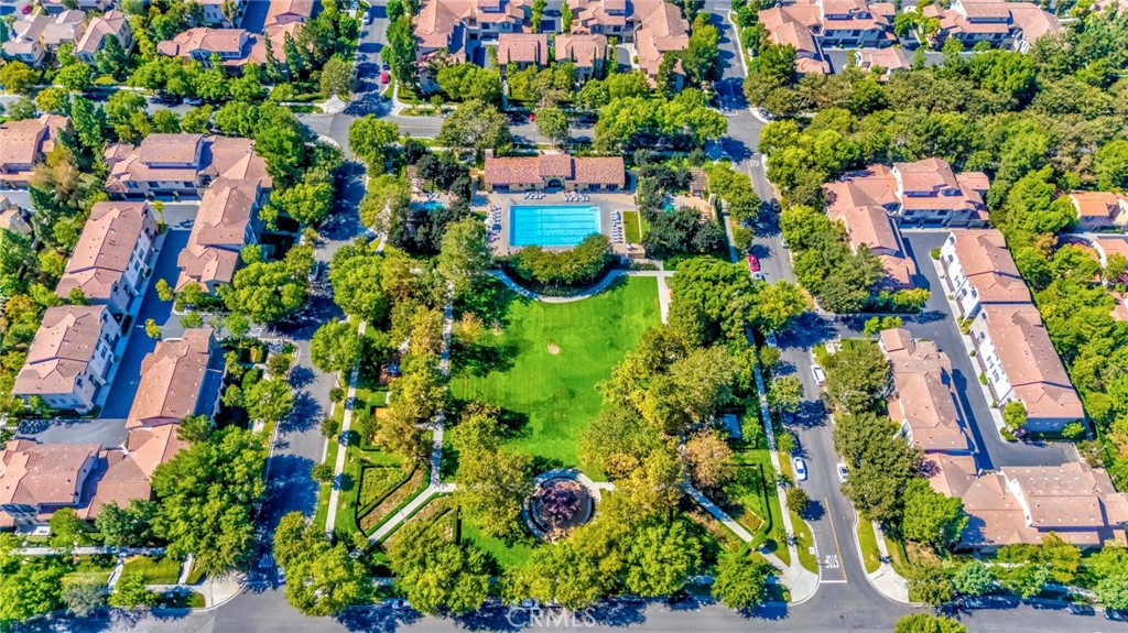 https://media.crmls.org/medias/0484dde6-319a-440f-8692-eeb9474b721d.jpg?preset=X-Large