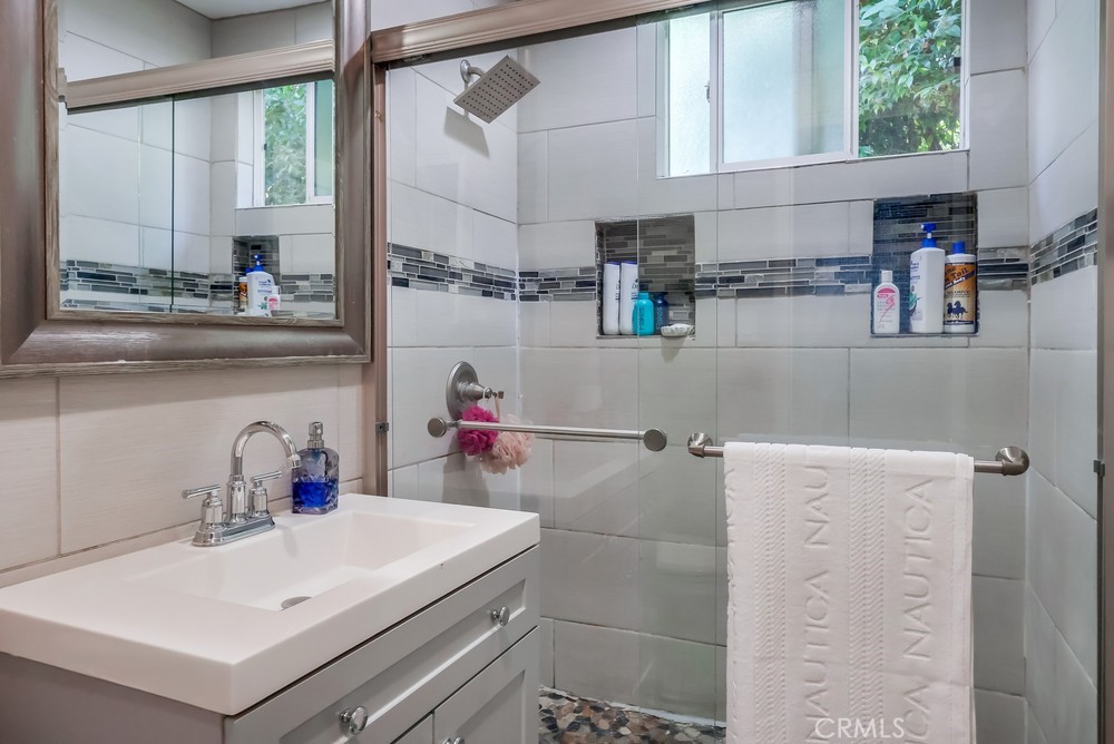 MLS #SB25143765 img 32