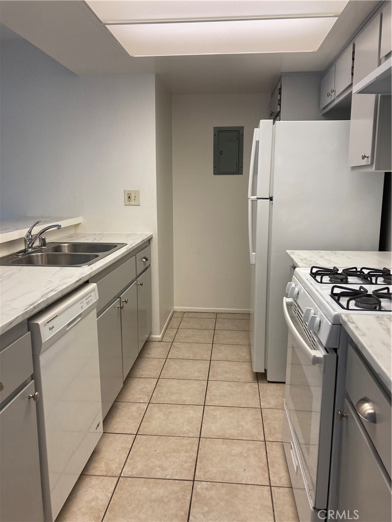 8505 Columbus Avenue #111