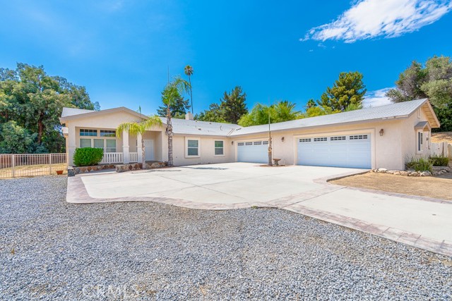 Detail Gallery Image 1 of 1 For 27531 Vista Del Valle, Hemet,  CA 92544 - 4 Beds | 3/1 Baths