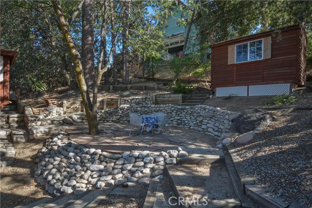 971 Grass Valley, Lake Arrowhead CA: https://media.crmls.org/medias/04869f31-fdbe-4f98-b509-bb6513b55bdd.jpg