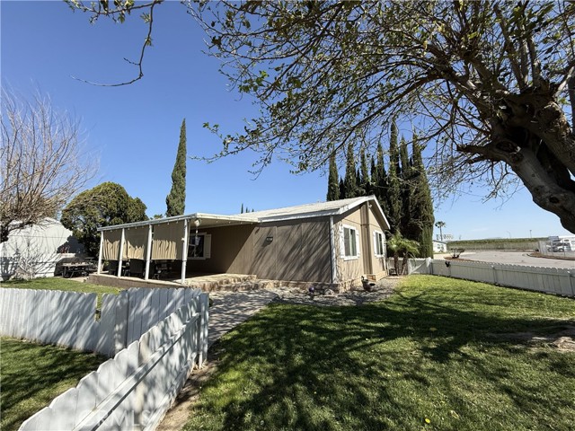 Detail Gallery Image 4 of 29 For 5800 Hamner #431, Corona,  CA 91752 - 3 Beds | 2 Baths