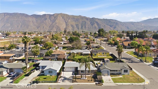 Detail Gallery Image 7 of 39 For 409 W Camellia Way, San Jacinto,  CA 92538 - 4 Beds | 2 Baths