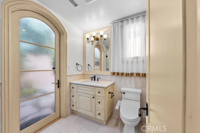 853 Rincon Lane, Palos Verdes Estates CA: https://media.crmls.org/medias/0488ab95-ed1e-4e5b-b1a5-243630a04603.jpg