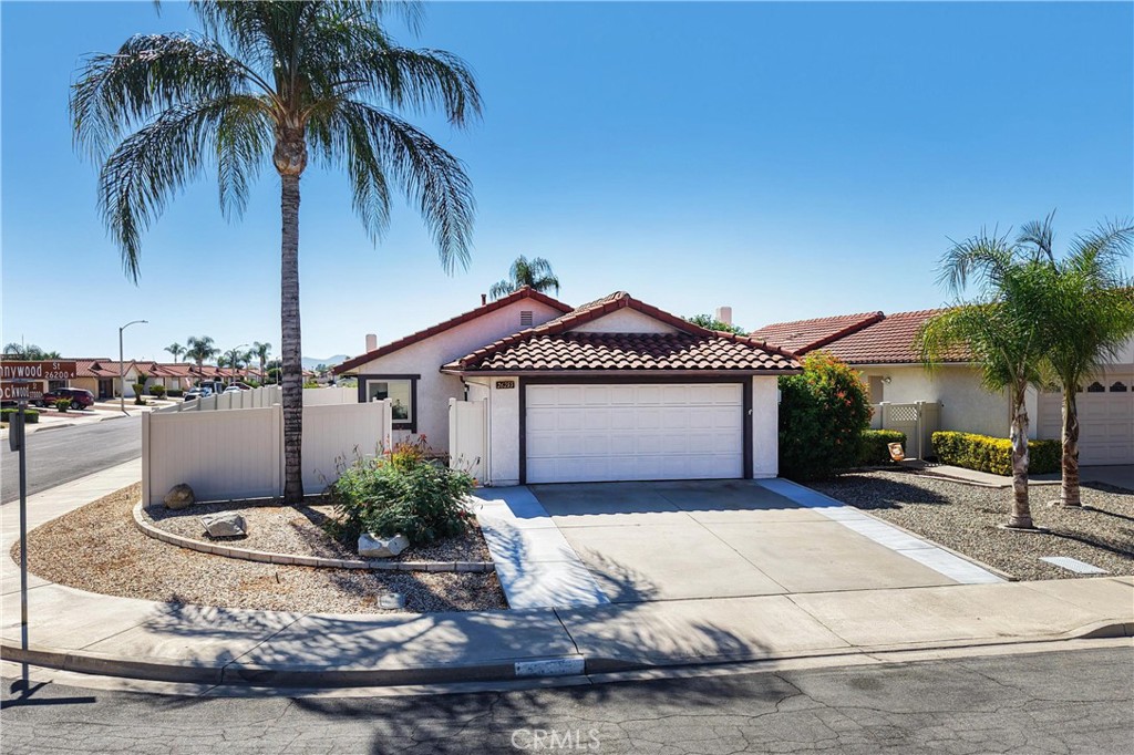 26255 Sunnywood