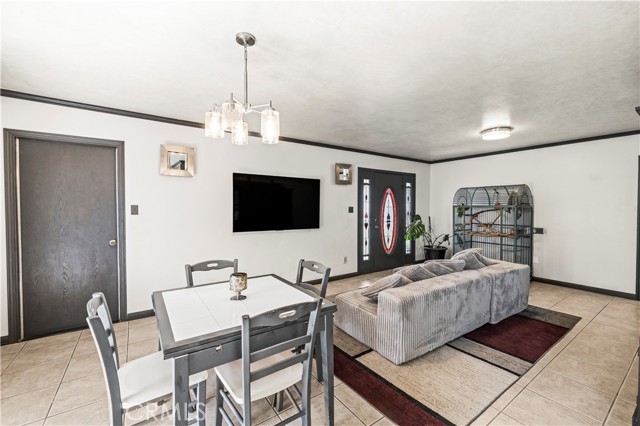 Detail Gallery Image 11 of 13 For 5956 York Glen Way, Sacramento,  CA 95842 - 3 Beds | 1 Baths
