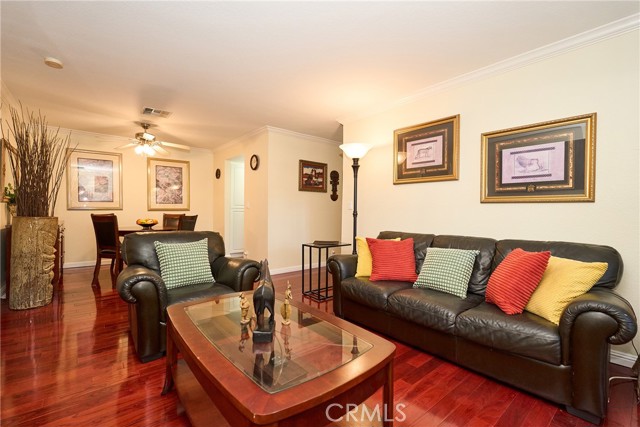 25591 Indian Hill Lane, Laguna Hills CA: https://media.crmls.org/medias/048c2cfd-9f16-4ebb-8a4f-77055db0b9d8.jpg