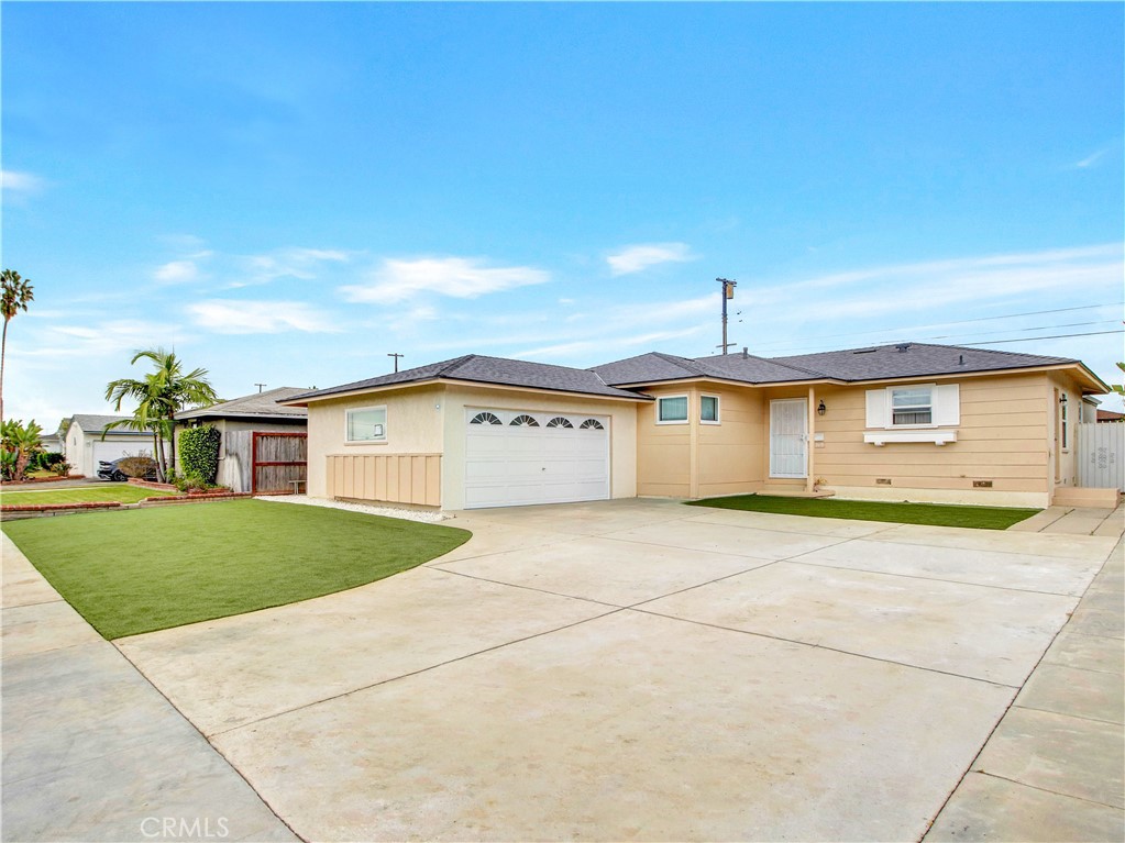 SingleFamilyResidence at 12919 Ruthelen