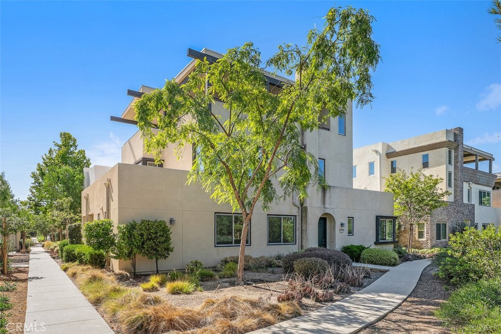 048ccb93 00d9 4fb6 85df 94b749dc22a7