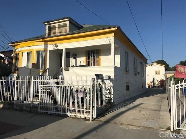 120 S Clarence Street