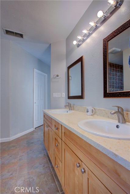 Detail Gallery Image 38 of 52 For 148 E 23rd, Merced,  CA 95340 - 3 Beds | 2 Baths