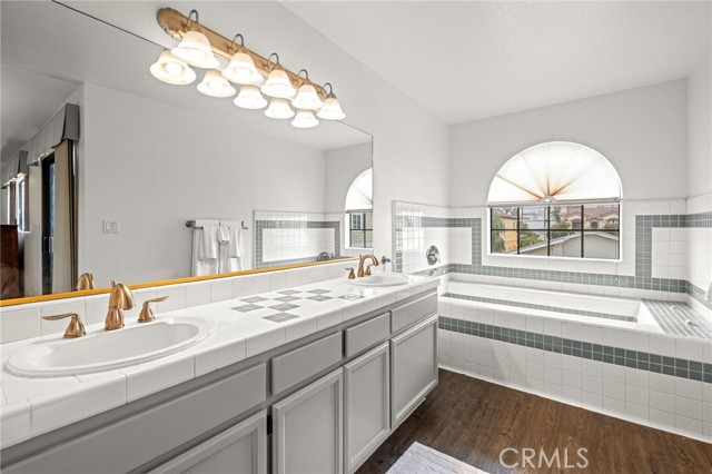 2221 Dufour Avenue, Redondo Beach CA: https://media.crmls.org/medias/048db743-eef6-4e97-8f19-9f014ec3c617.jpg