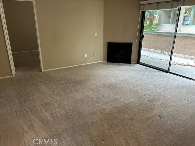 3595 W Greentree Circle, Anaheim CA: https://media.crmls.org/medias/048e4c6e-2227-4cd7-a092-1081a0780cef.jpg