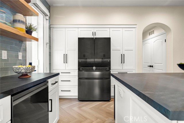 752 S Melrose Street, Anaheim CA: https://media.crmls.org/medias/048f2cae-b814-4041-860a-2185d52d4077.jpg