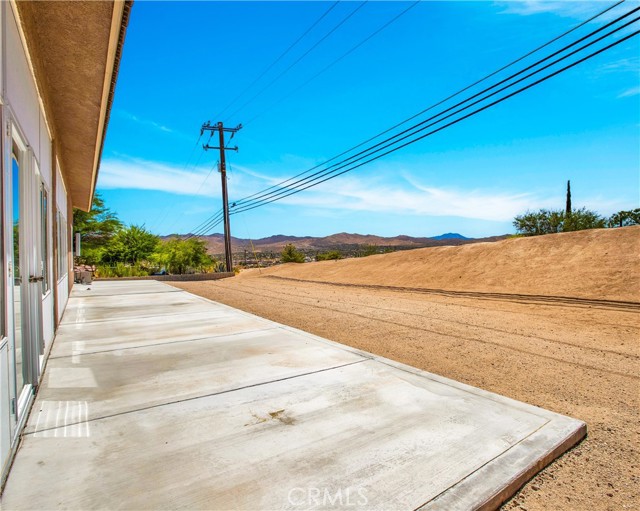 Detail Gallery Image 32 of 43 For 6496 Red Bluff Ave, Yucca Valley,  CA 92284 - 3 Beds | 2/1 Baths