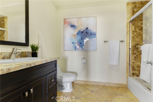 Detail Gallery Image 15 of 32 For 4550 Coldwater Canyon Ave #303,  Studio City,  CA 91604 - 3 Beds | 2 Baths