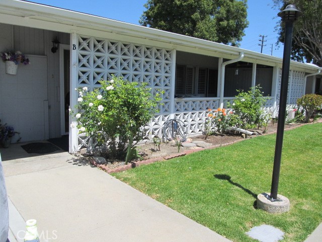 Detail Gallery Image 1 of 1 For 13981 Thunderbird Drive, M2-2b, Seal Beach,  CA 90740 - 2 Beds | 1 Baths