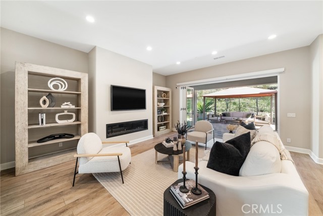 Image 9 of 63 For 20 Tandeo Drive