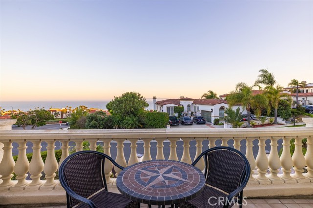 Detail Gallery Image 16 of 32 For 82 Albero Ct, Rancho Palos Verdes,  CA 90275 - 4 Beds | 3/1 Baths