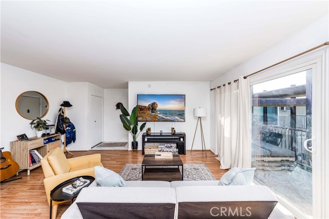 Detail Gallery Image 10 of 23 For 1850 W Greenleaf Ave #G,  Anaheim,  CA 92801 - 2 Beds | 1 Baths