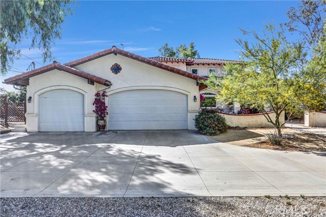 10345 McBroom Street, Sunland CA: https://media.crmls.org/medias/0495a8ff-df25-4325-b023-3a1026d61d9c.jpg