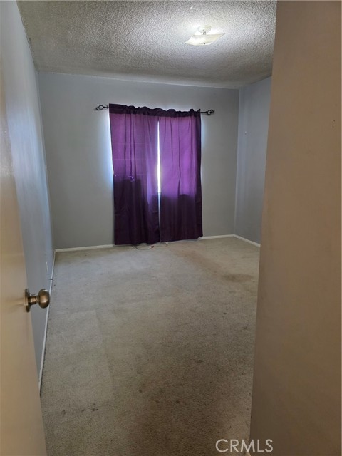 10243 Fremont Avenue, Montclair CA: https://media.crmls.org/medias/0496360d-d081-480b-8530-234c391cb2b5.jpg