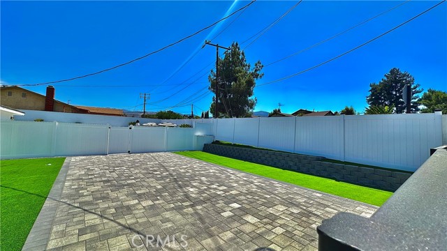 7401 Liberty Avenue, Corona CA: https://media.crmls.org/medias/0496700b-385e-4ed6-9bc2-0ff3c3a1756d.jpg
