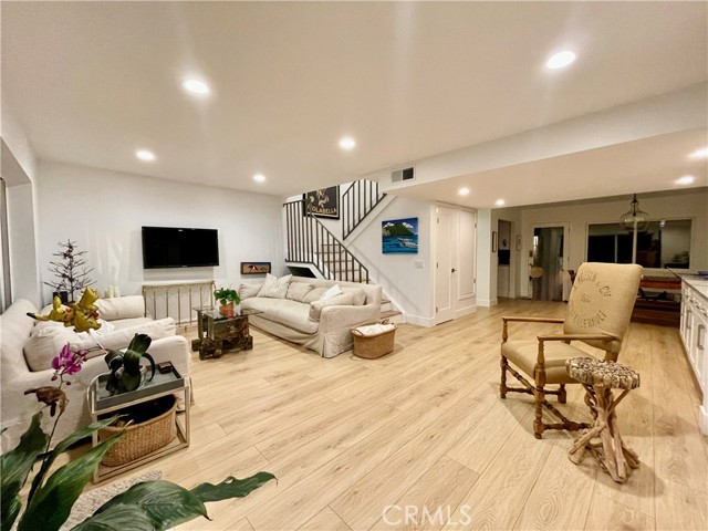 Detail Gallery Image 5 of 24 For 144 Avenida Baja, San Clemente,  CA 92672 - 3 Beds | 2/1 Baths