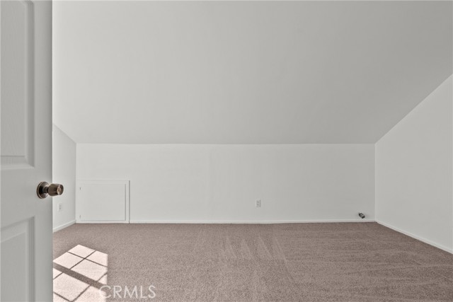 Detail Gallery Image 32 of 60 For 18826 Cabral, Canyon Country,  CA 91351 - 5 Beds | 3 Baths