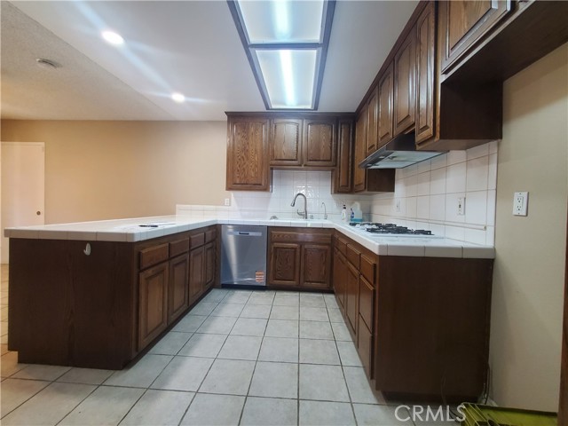 205 S Delano Street # 1, Anaheim, California 92804, 3 Bedrooms Bedrooms, ,2 BathroomsBathrooms,Residential Lease,For Rent,205 S Delano Street # 1,CRPW25156710