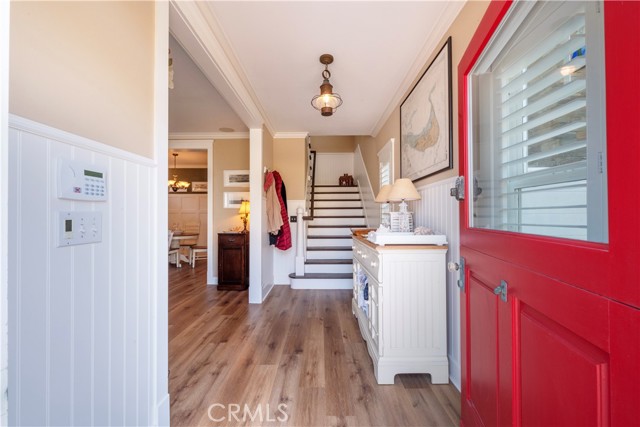 Detail Gallery Image 4 of 37 For 30 19th St, Hermosa Beach,  CA 90254 - 5 Beds | 4/1 Baths
