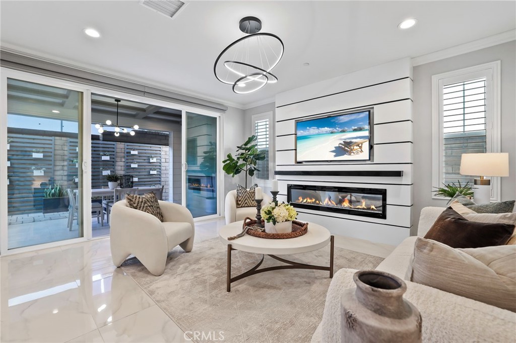 MLS #OC25257950 image #4