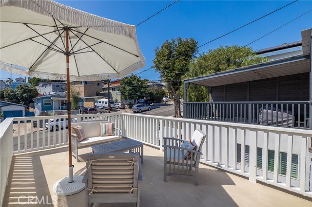 1611 Armour Lane, Redondo Beach, California 90278, 3 Bedrooms Bedrooms, ,1 BathroomBathrooms,Residential,Sold,Armour,SB22183889