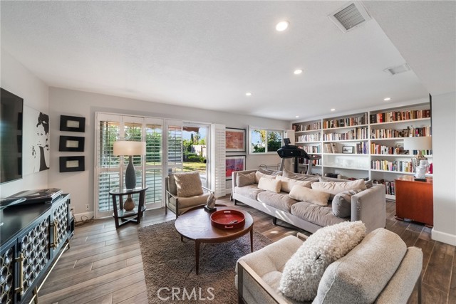 Image 25 of 70 For 24811 Spadra